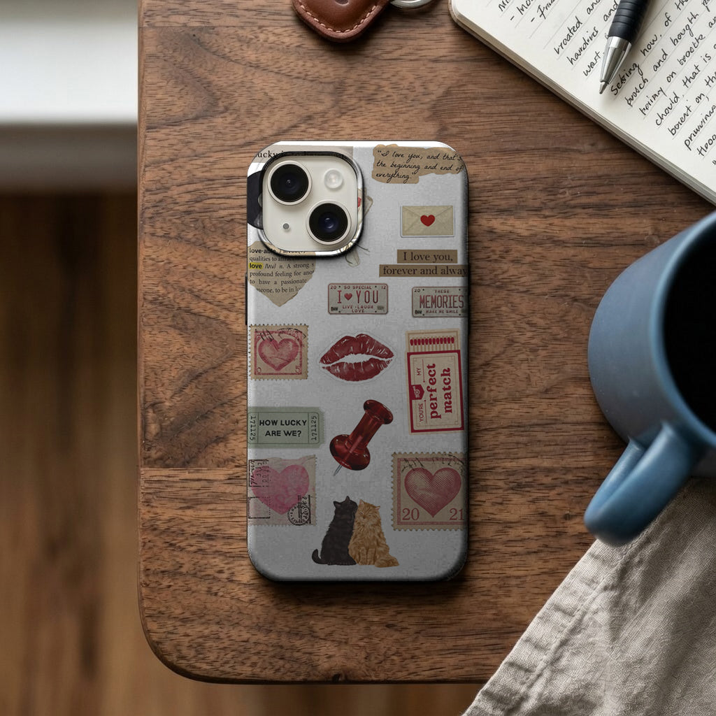Vintage Aşk Pulları Kolaj Telefon Kılıfı K816 mockup 2