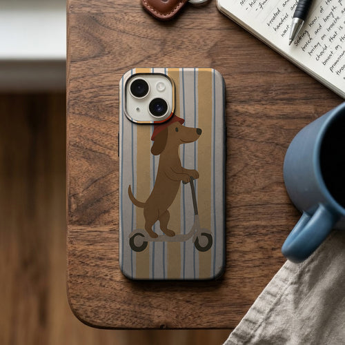 Çizgili Zeminde Scooterlı Köpek Telefon Kılıfı K867 mockup 2