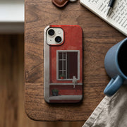 Kırmızı Pencerede Beyaz Kedi Telefon Kılıfı K896 mockup 2